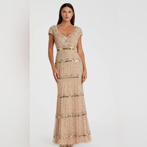 MAC DUGGAL Cap Sleeve Sweetheart Neckline Beaded Sequin Gown – Size 6 – 9089